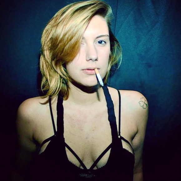 "The sex was so good that even the neighbors had a cigarrette." [Foto de Ema Discordant]