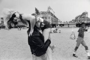 Lester Bangs e Debbie Harry em 1978, por Chris Stein