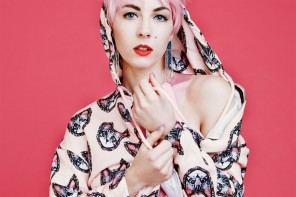 Ouça: Femme | Ovelha