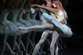 Misty Copeland e James Whiteside em “O Lago dos Cisnes”. Crédito: Julieta Cervantes, para o The New York Times