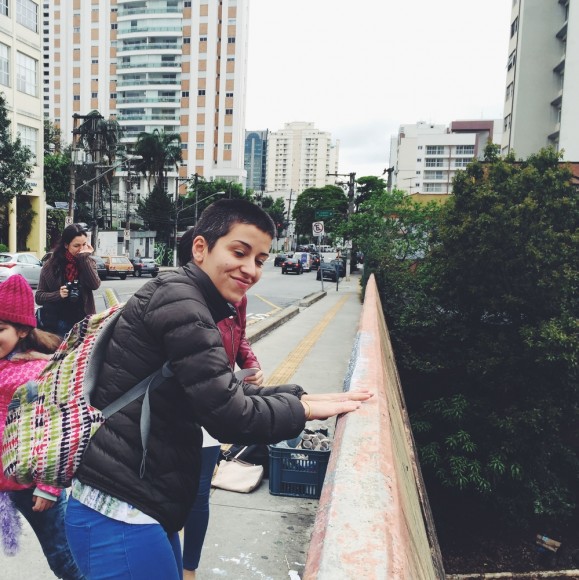 Leticia Bahia colando na Oscar Freire