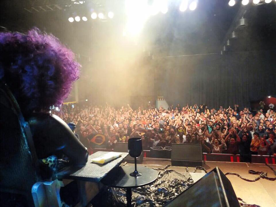 Foto do Instagram @elzasoaresoficial do show em Berlim